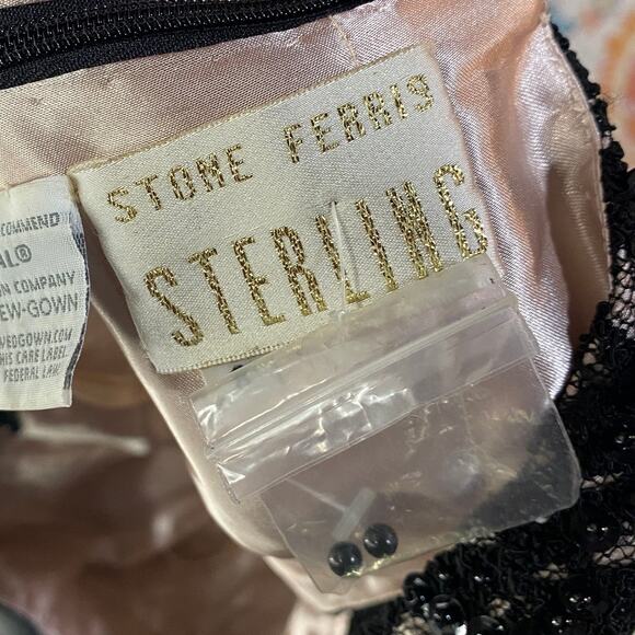 Vintage 90s Ball Gown Beaded Lace Bodice Satin A Line Fit & Flare Black Womens 4 - Picture 10 of 11